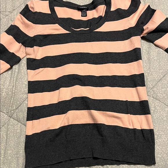 Rue21 Sweaters - Rue21 Black and Pink Stripe Short-Sleeve Crewneck Sweater